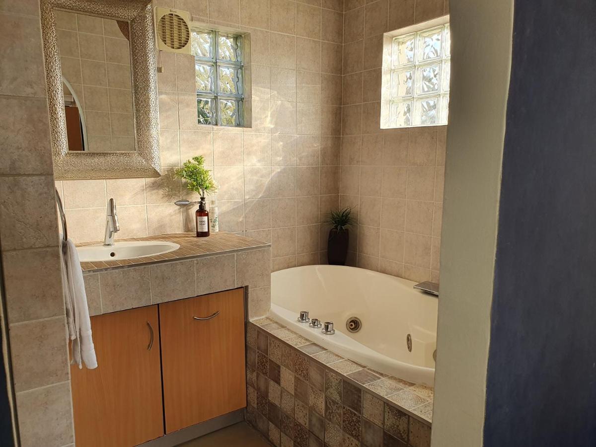 Luxury Boutique Home In Kyalami Midrand Eksteriør billede